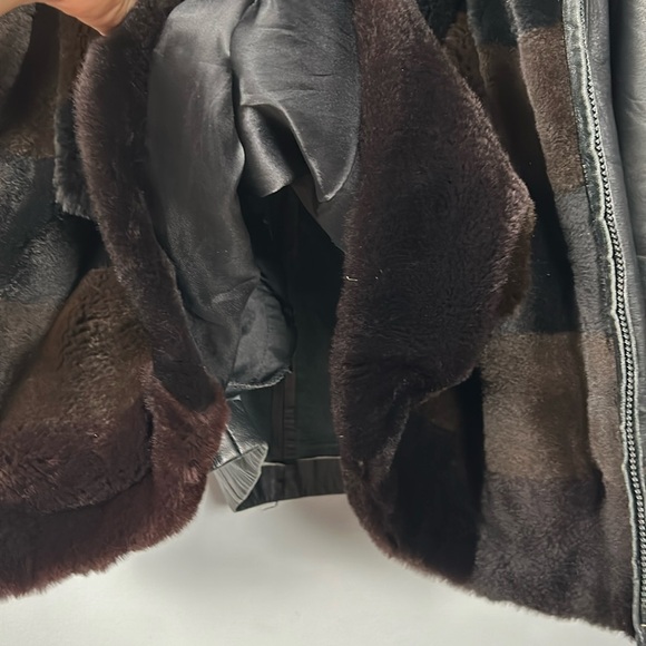 Vintage Black Leather Zipper Front Fur collar, sleeve w faux fur lining size 4-6 - Picture 16 of 16